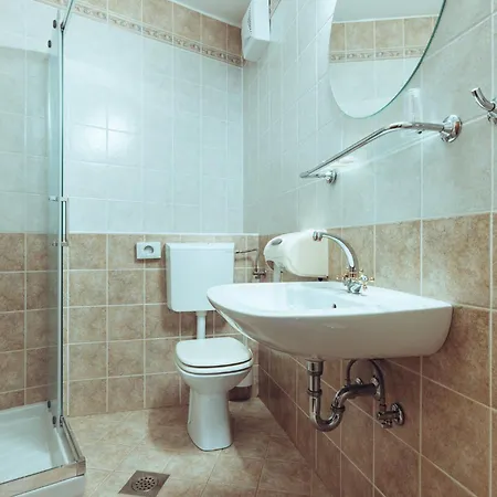 Martinov Hram Bed & Breakfast 3*