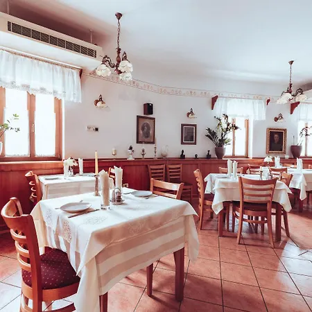 Martinov Hram Nocleg ze śniadaniem Bovec