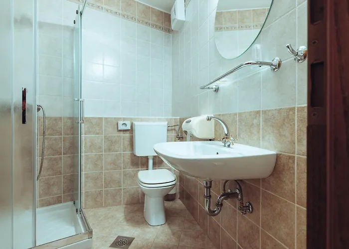 Martinov Hram לינה וארוחת בוקר 3*