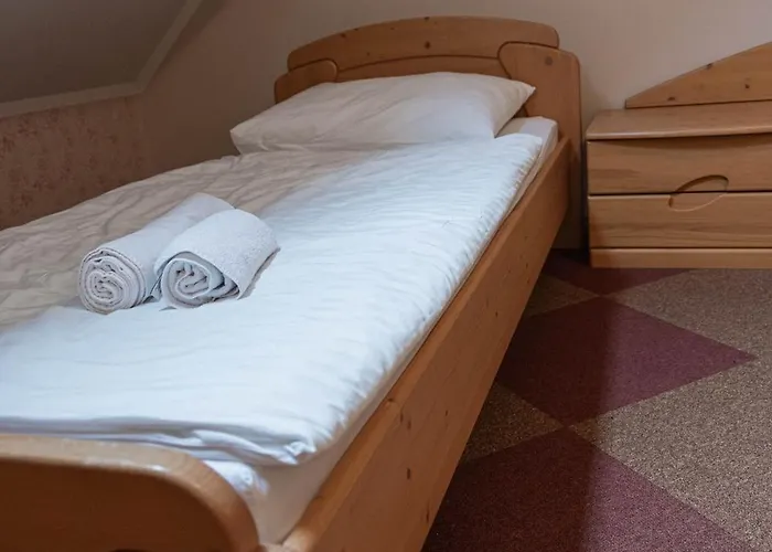 Martinov Hram 3* בובק