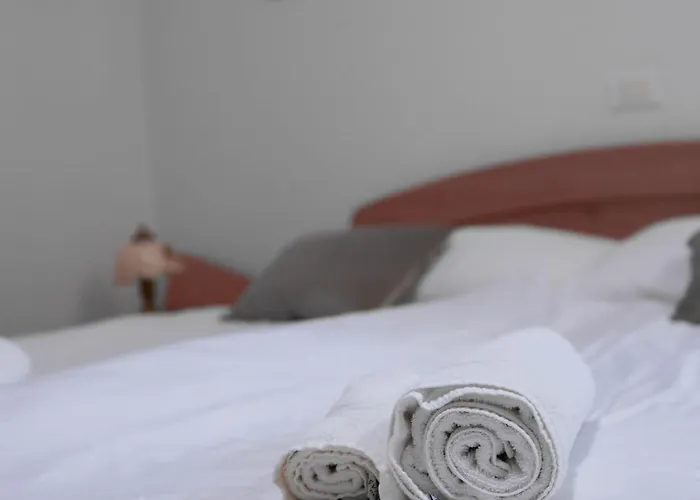 לינה וארוחת בוקר Martinov Hram